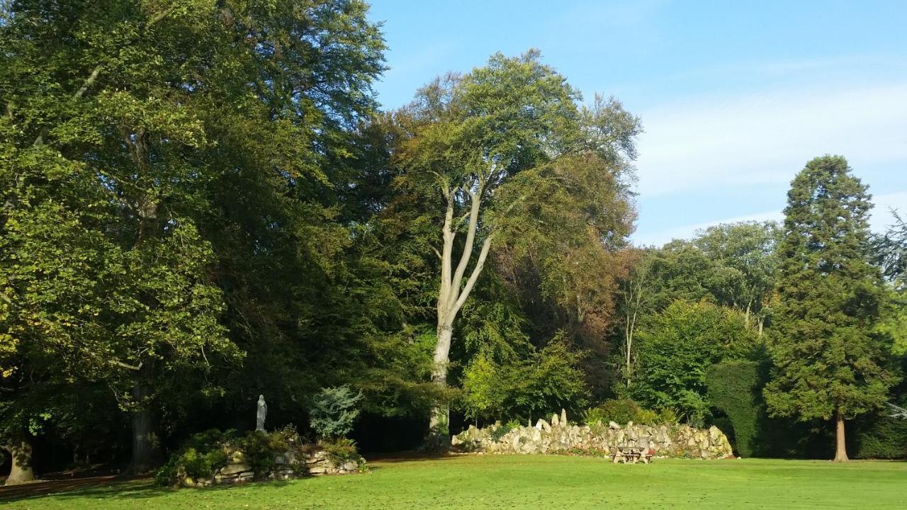 Hazlewood Castle & Country house Tadcaster